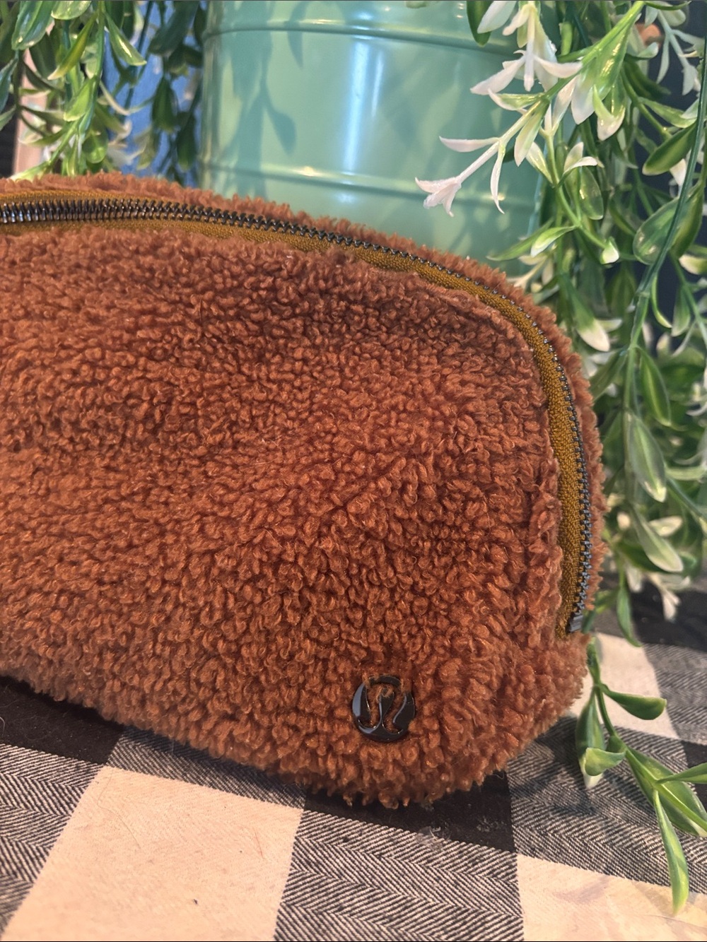 lululemon athletica Brown Sherpa Zip Pouch - Picture 2 of 6